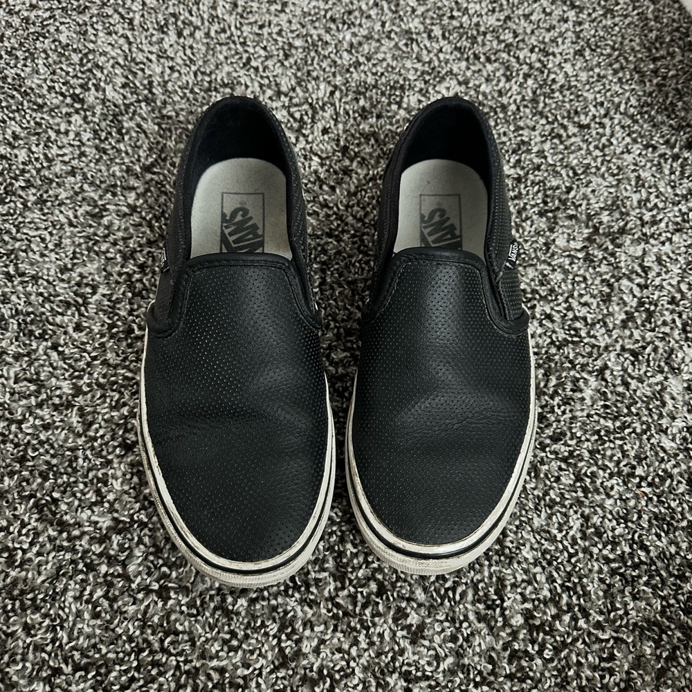 Black Vans Sneakers no laces pull in shoes hood condition; used Size 7 us